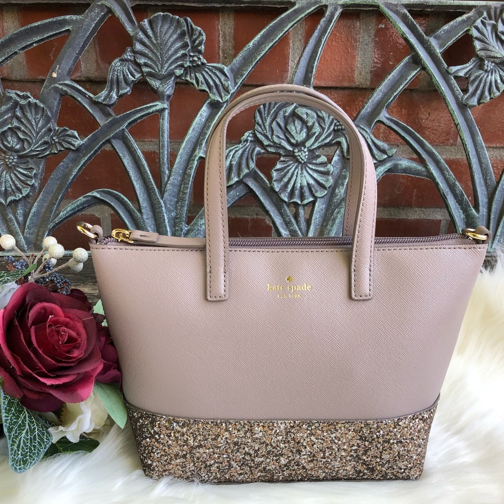 🎀🎀Kate Spade Greta Court Ina Glitter Crossbody - Picture 2 of 8